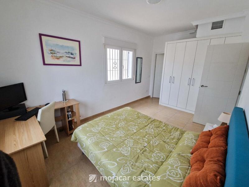 8 chambre Villa à vendre