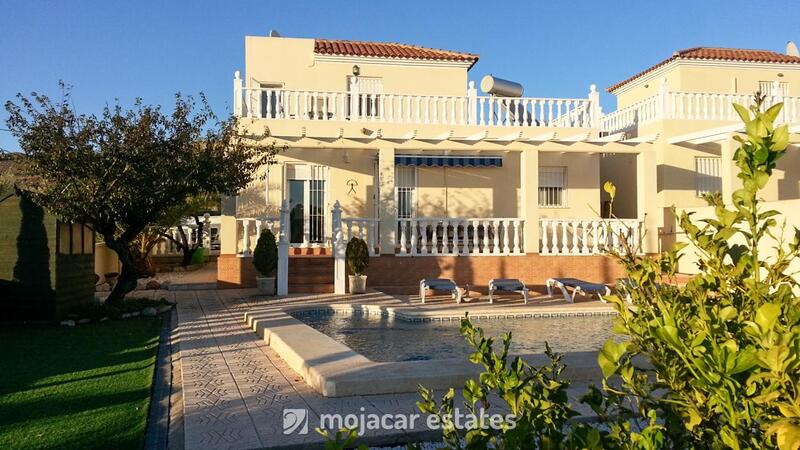 3 bedroom Villa for sale