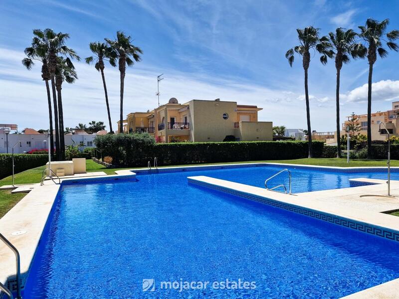 Apartamento en venta en Vera Playa, Almería