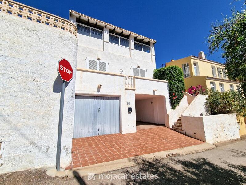 3 Cuarto Villa en venta