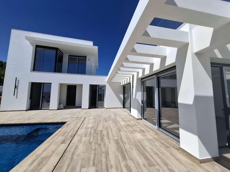 Villa en venta en Moraira, Alicante