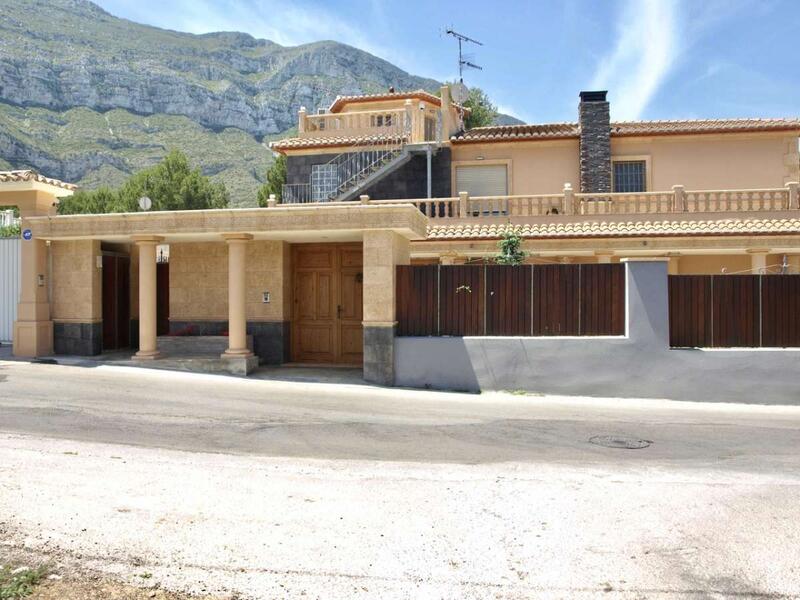 11 Cuarto Villa en venta