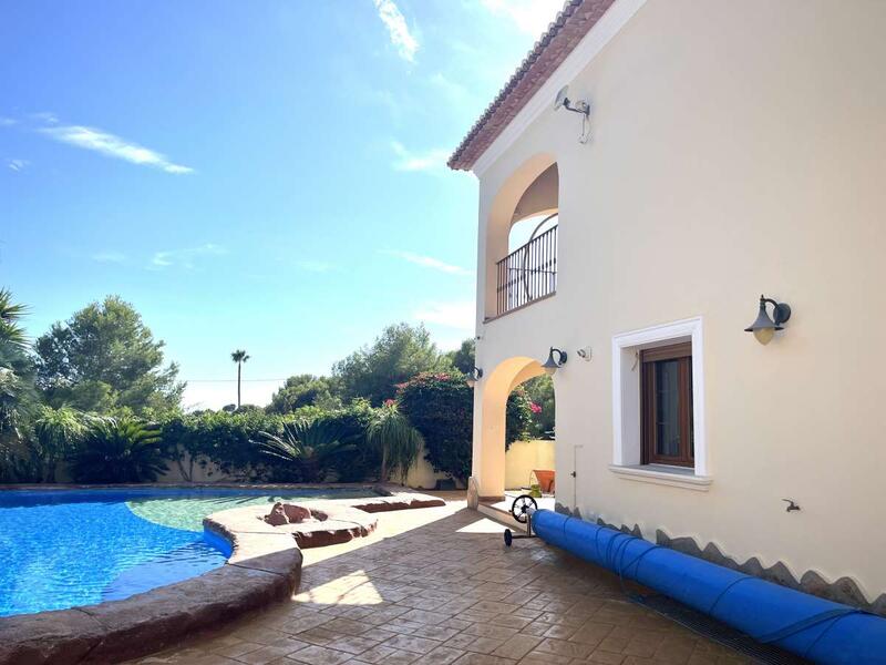 5 bedroom Villa for sale