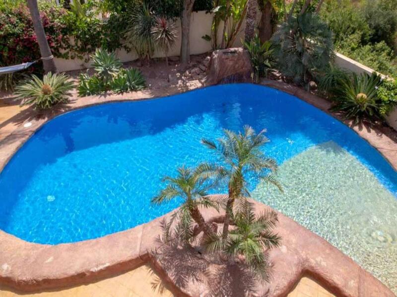 5 bedroom Villa for sale