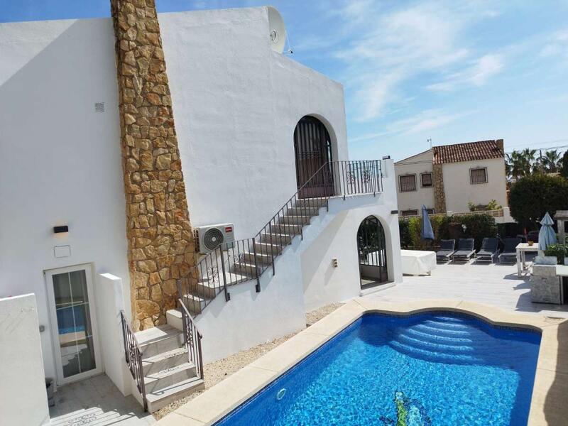 Villa til salg i Calpe, Alicante