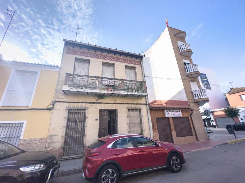 Maison de Ville à vendre dans Almoradí, Alicante