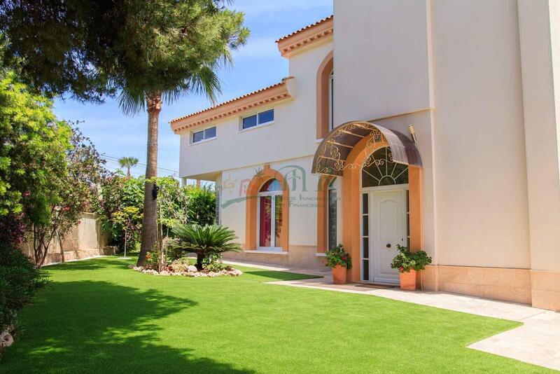 Villa for sale in Ciudad Quesada, Alicante