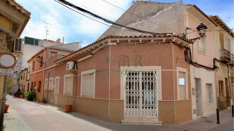 Townhouse for sale in Catral, Alicante