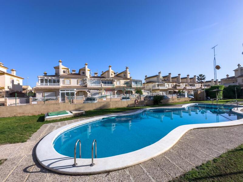 Casa de Campo en venta en Orihuela Costa, Alicante