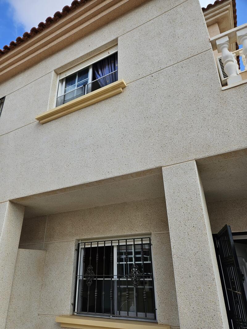 2 Cuarto Villa en venta