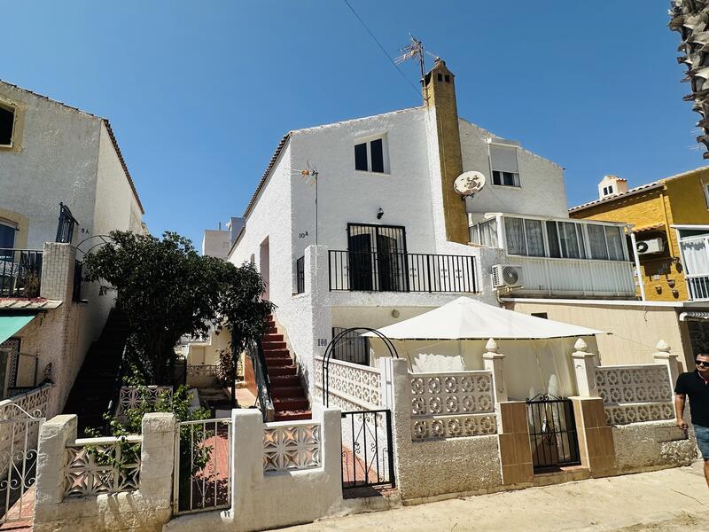 2 Cuarto Villa en venta