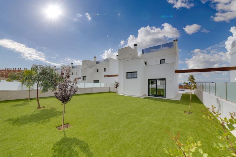 Villa en venta en Alacant/Alicante, Alicante