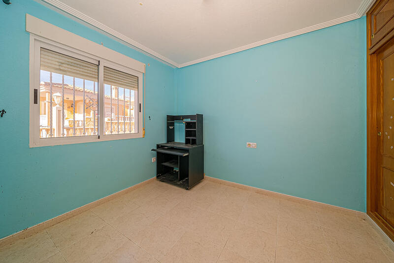 4 Cuarto Villa en venta