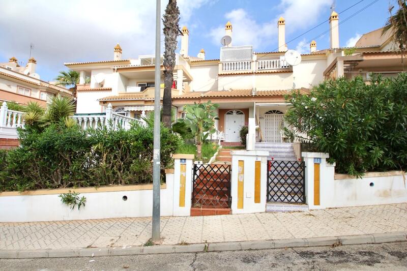 1 Cuarto Villa en venta