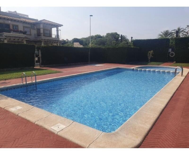 3 Cuarto Villa en venta