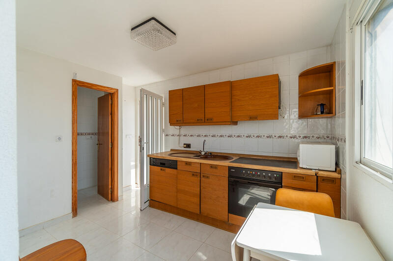 2 Cuarto Villa en venta