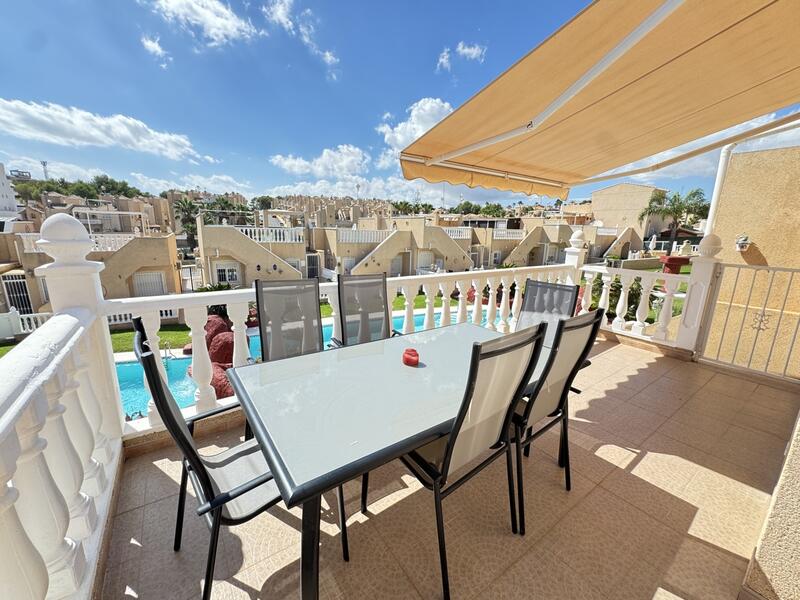 Villa à vendre dans Villamartin, Alicante