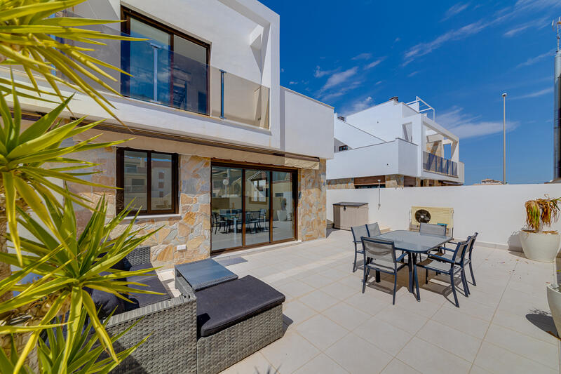 Villa à vendre dans Cabo Roig, Alicante