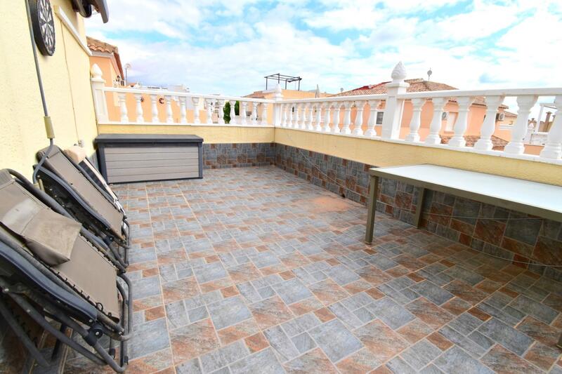 2 Cuarto Villa en venta