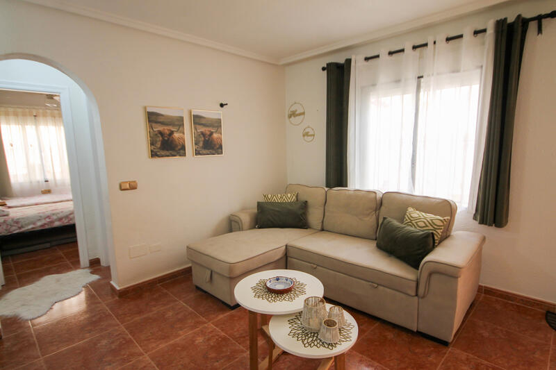 2 Cuarto Villa en venta