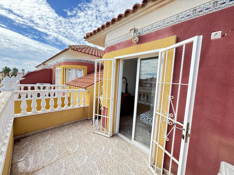 3 Cuarto Villa en venta