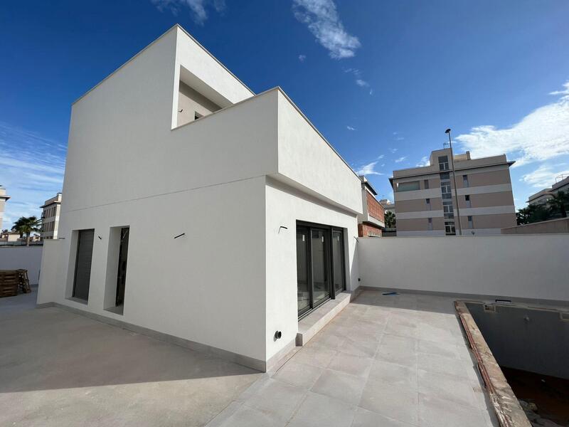 3 Cuarto Villa en venta