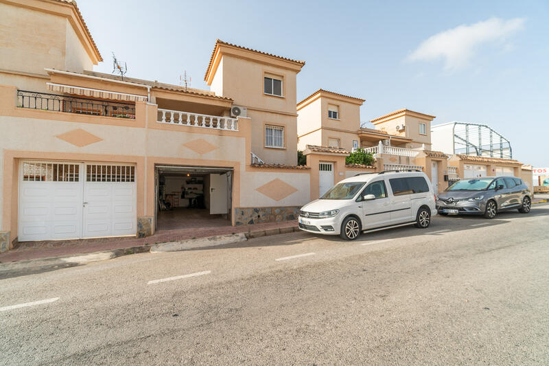 Villa Te koop in Los Altos, Alicante