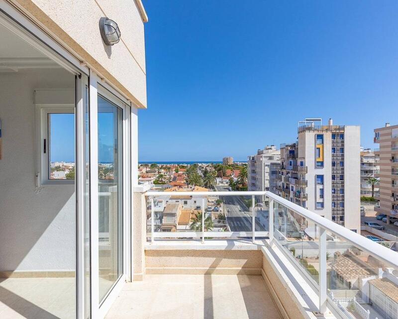 Apartment for sale in Torrevieja, Alicante