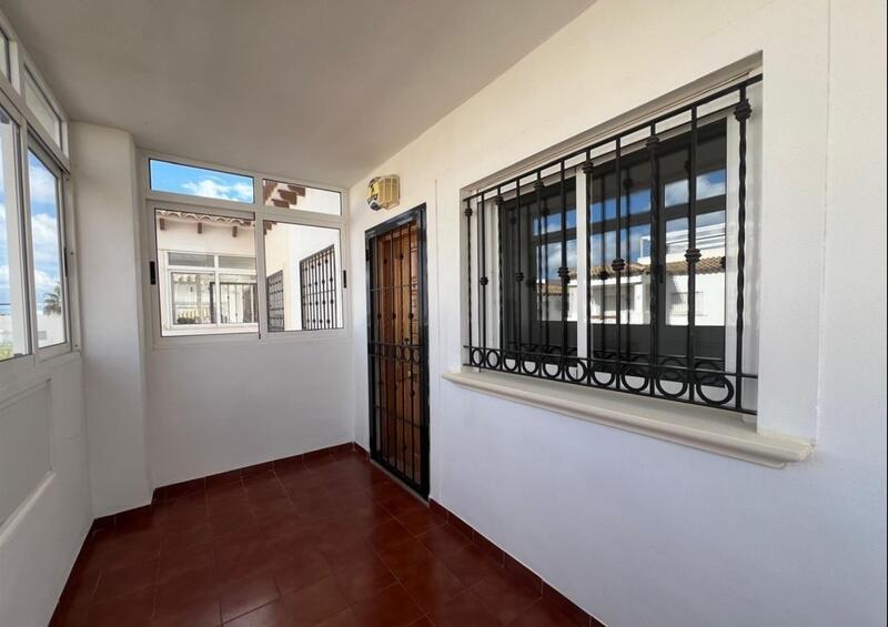 2 Cuarto Villa en venta