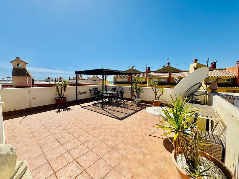 Villa à vendre dans Torrevieja, Alicante