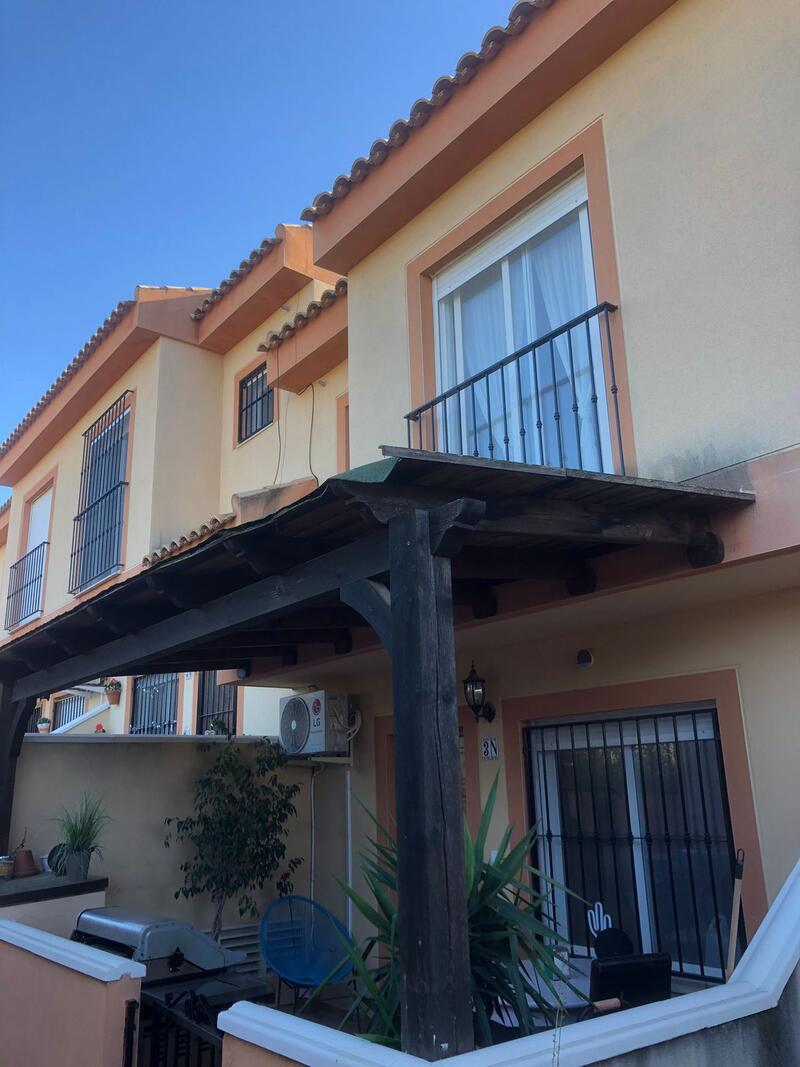 2 Cuarto Villa en venta