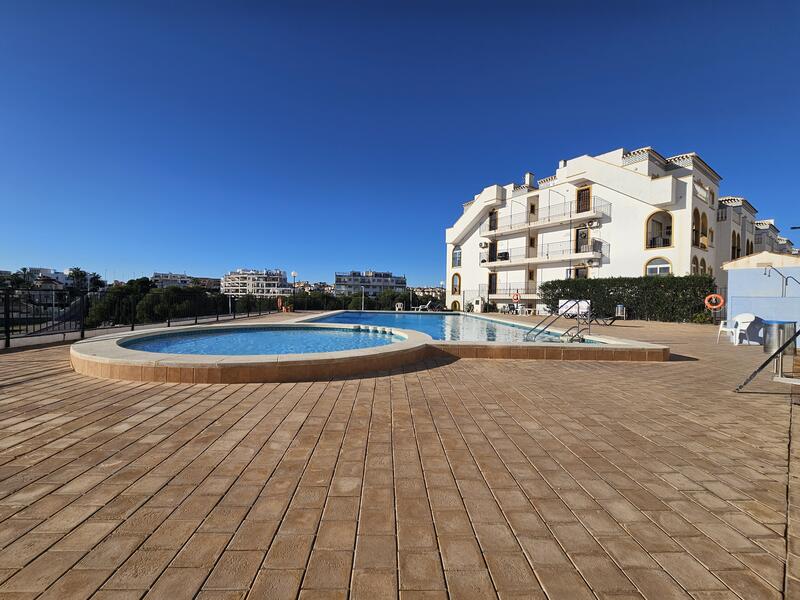 Apartment for sale in La Zenia, Alicante