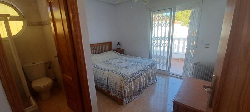 3 Cuarto Villa en venta