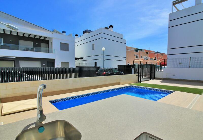 3 Cuarto Villa en venta