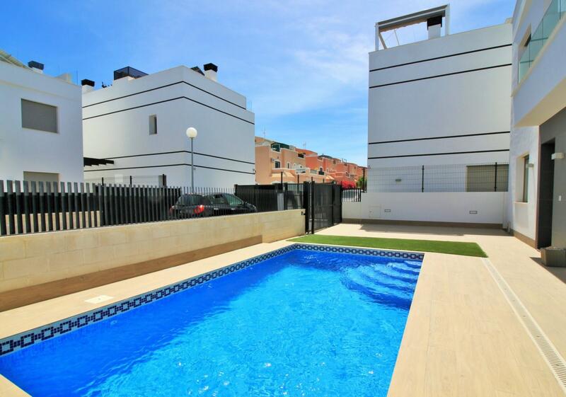 3 Cuarto Villa en venta