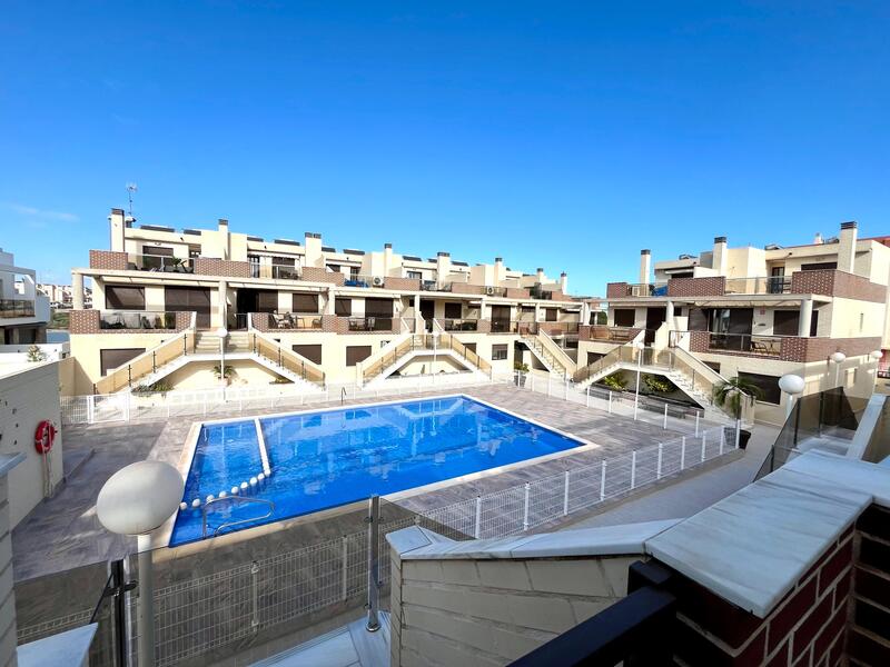 Apartamento en venta en Cabo Roig, Alicante