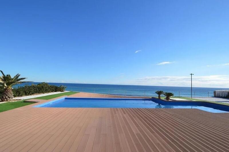 Villa for sale in Cabo Roig, Alicante