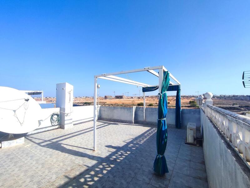 Villa for sale in Torrevieja, Alicante