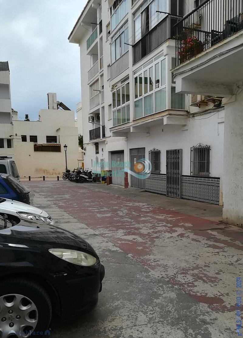 Коммерческая недвижимость продается в Nerja, Málaga