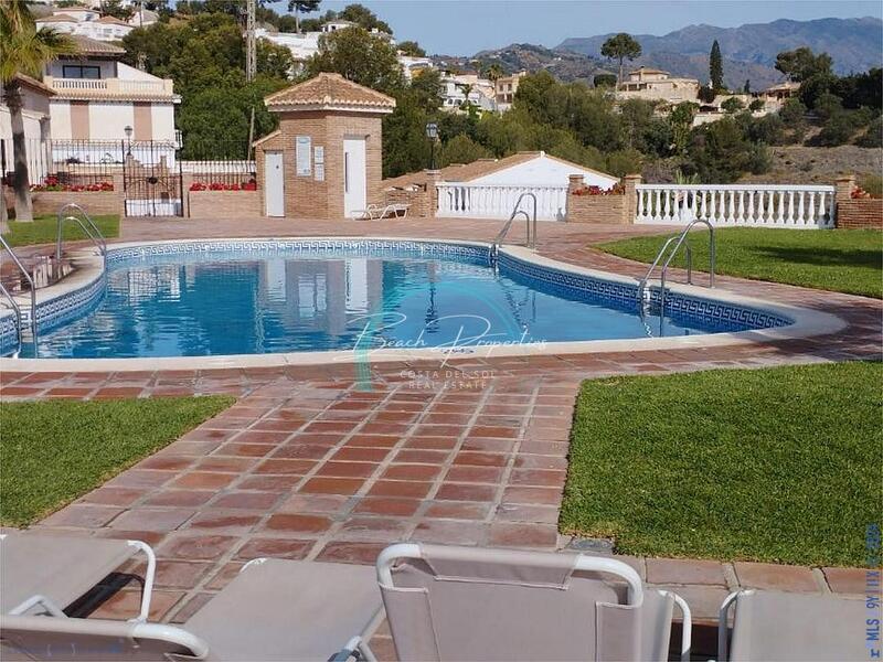 Townhouse for sale in Almuñecar, Granada