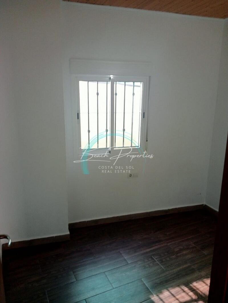 3 bedroom Townhouse for Long Term Rent