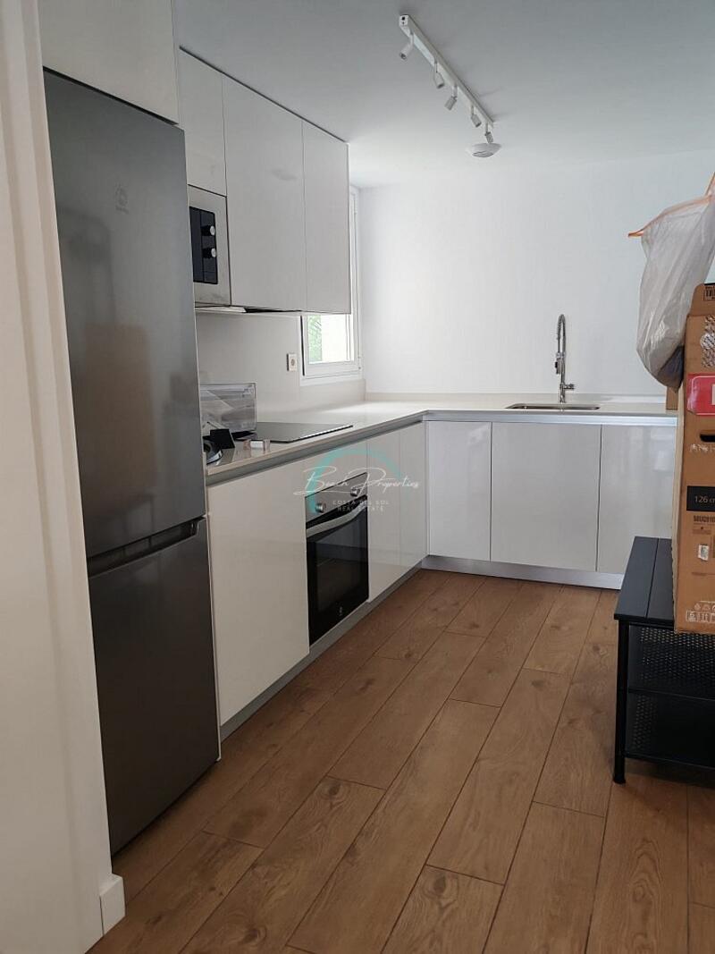 2 slaapkamer Appartement voor lange termijn huur