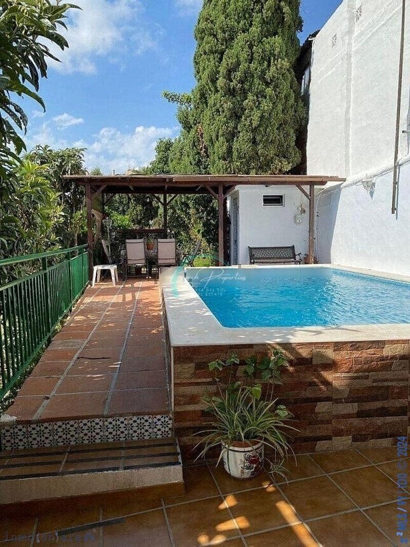 Townhouse for sale in Velez Malaga, Málaga