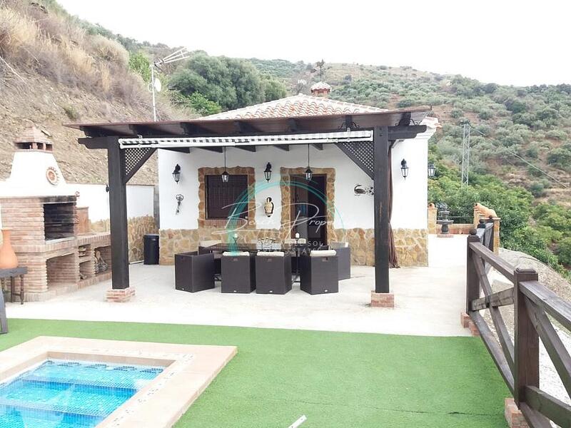 Maison de Ville à louer à long terme dans Torrox, Málaga