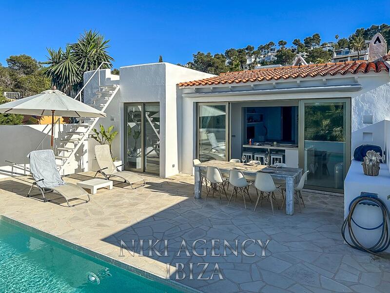 Townhouse for sale in Cala Portinax, Ibiza