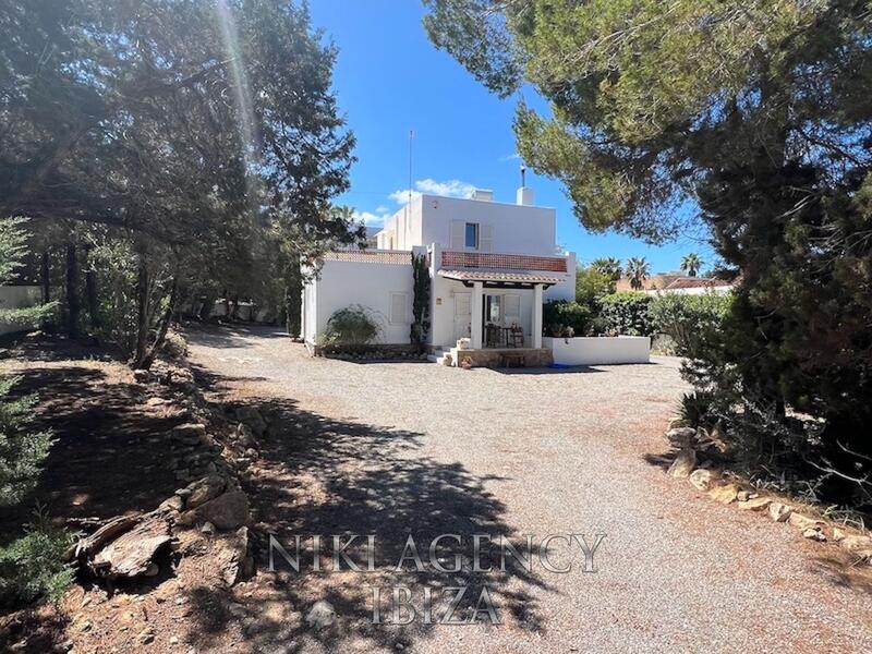 Villa till salu i Cala de Bou, Ibiza