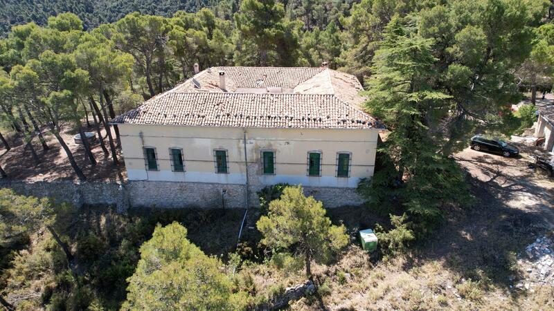 7 bedroom Country House for sale