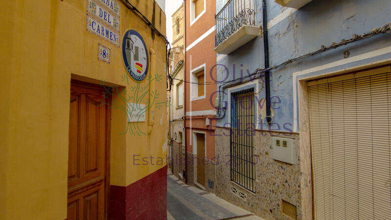 Maison de Ville à vendre dans Sax, Alicante