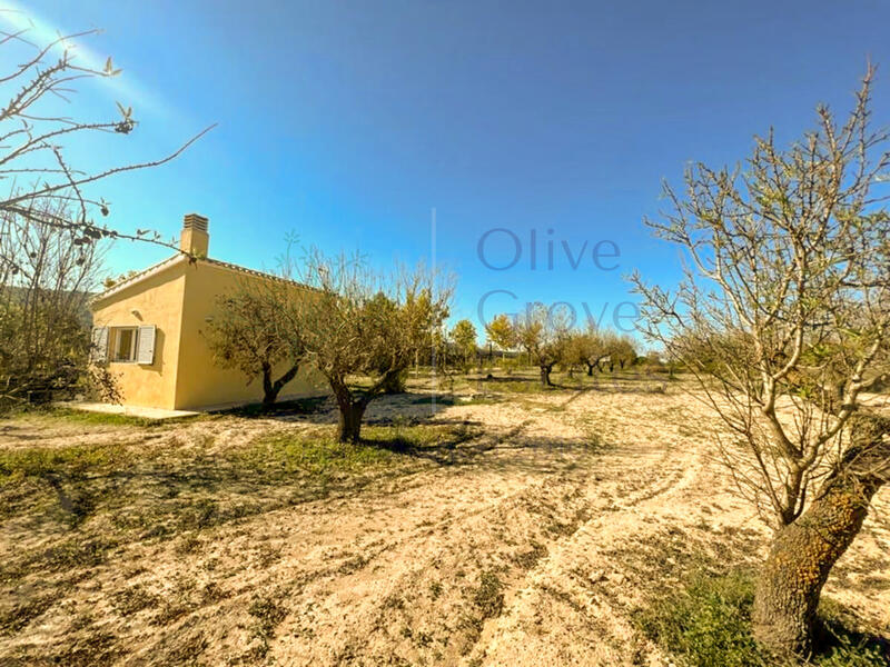 Auberge à vendre dans Banyeres de Mariola, Alicante