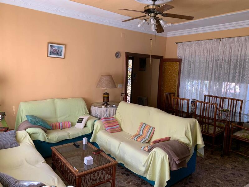 4 bedroom Villa for sale